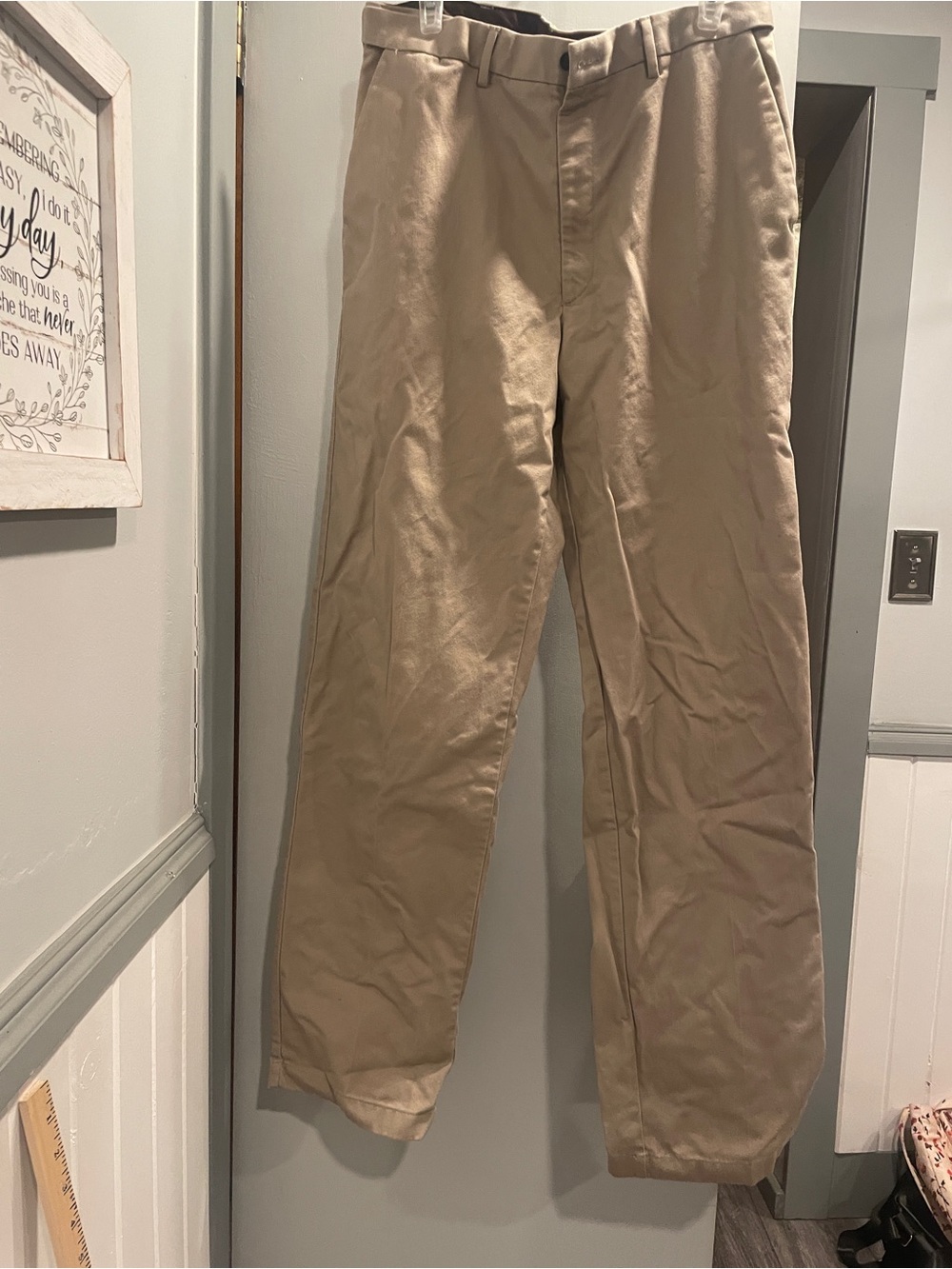 Haggar Men's Khaki Chinos - Beige/Tan size 34x34 - Picture 1 of 11